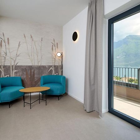 Hotel Royal Village Limone sul Garda Exterior photo
